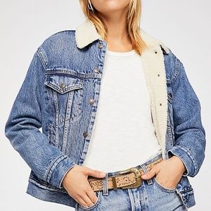 Levis Trucker Sherpa Lined Denim Jacket